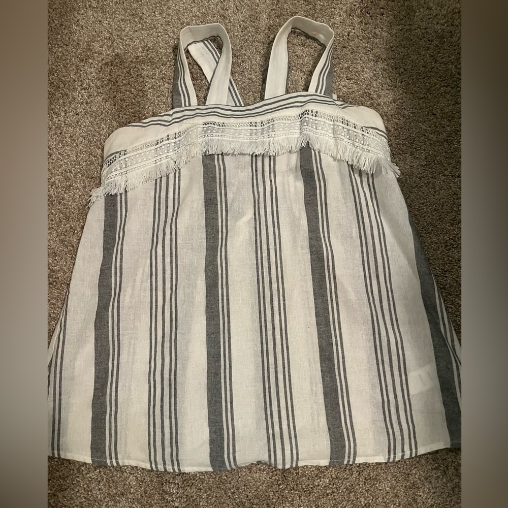 Doe and Rae Size Medium Striped Sleeveless Top